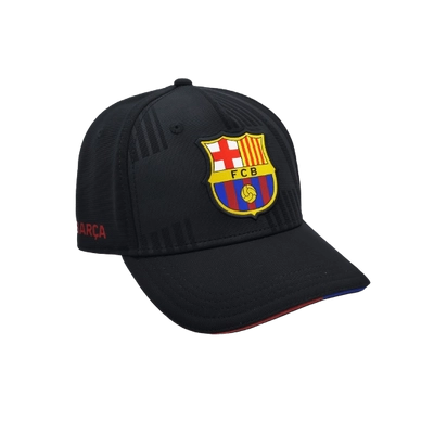 A címeres fekete Barça sapkád