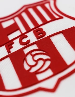 Elegáns, minimalista Barçás póló - fehér - XL