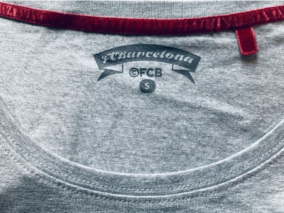 A Barça rózsaszín címeres pólója - XL