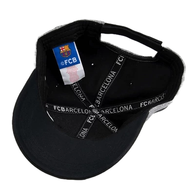 A címeres szürke Barça sapkád