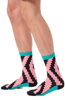 Cikkcakk mintás, ütős Barçás zokni