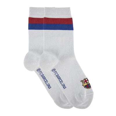 A Barcelona címeres gyerek zoknija