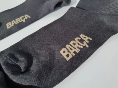 A Barcelona premium fekete zoknija