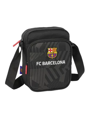 A Barça 24-25-ös fekete oldaltáskája