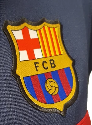 A Barcelona hivatalos cipzáras kardigánja - XL