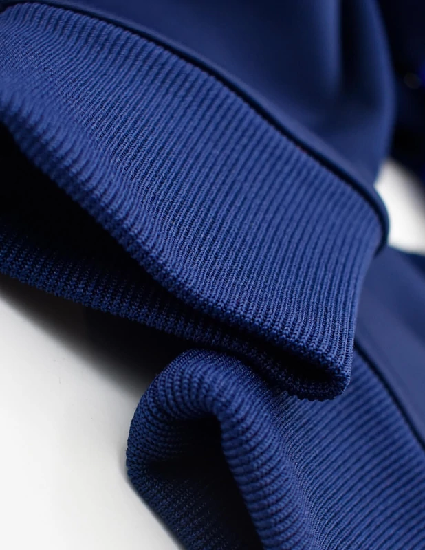 FC Barcelona 2025-26-os gyerek melegítő szett - 8 éves