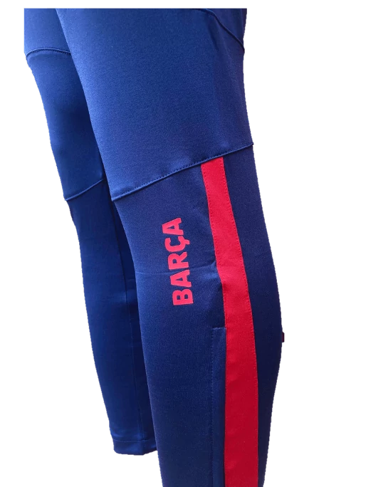 A Barcelona menő melegítő nadrágja - L