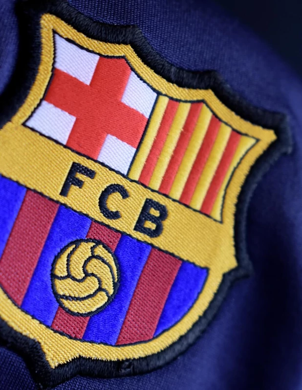 A Barcelona menő melegítő nadrágja - L