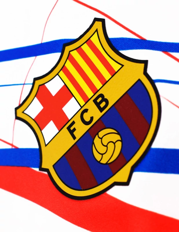 A Barça 2023-24-es fehér edzőmeze - L