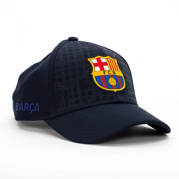 A Barcelona fergeteges, fekete felnőtt sapkája