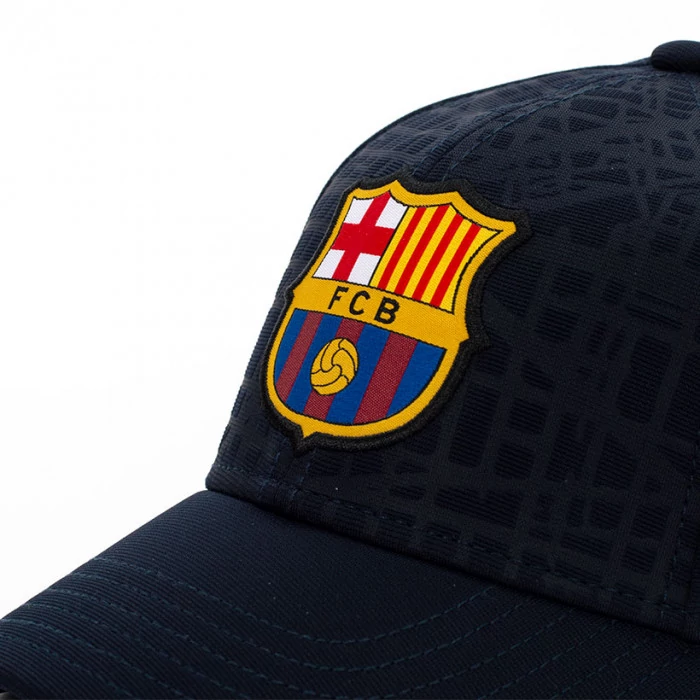 A Barcelona fergeteges, fekete felnőtt sapkája