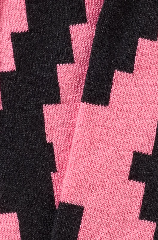 Cikkcakk mintás, ütős Barçás zokni - 43-46