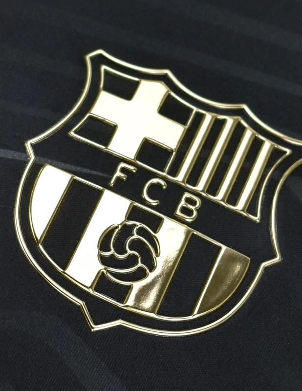 A Barça 2025-26-os edzőmeze - fekete-arany - L