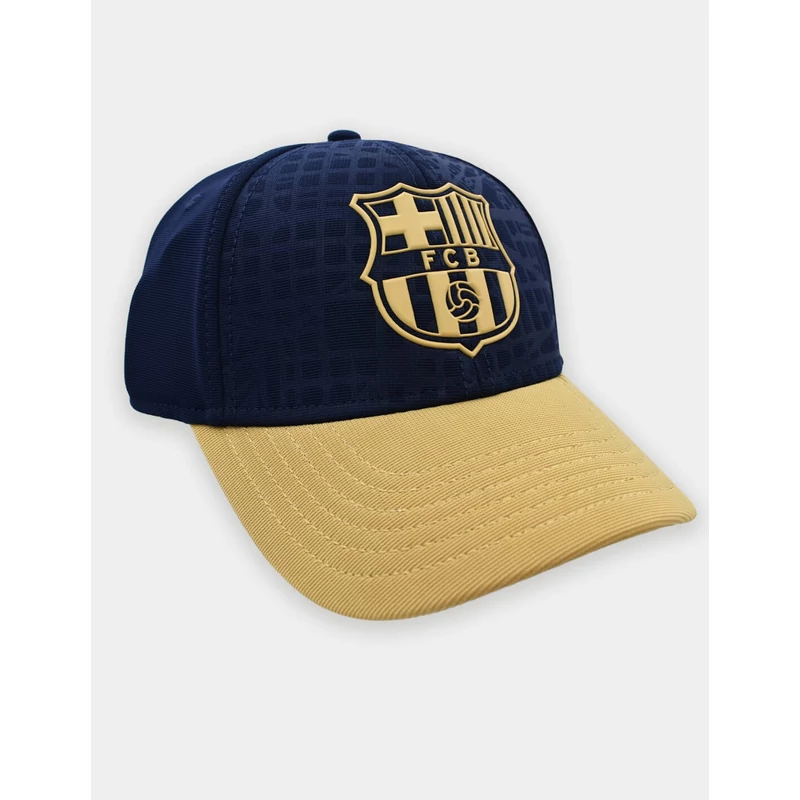 A Barça 2022-23-as aranyszínű sapkája